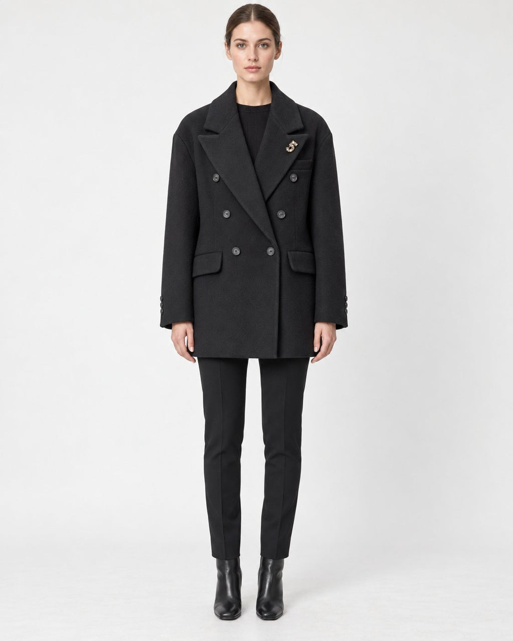 Cappotto Doppiopetto con Spilla
