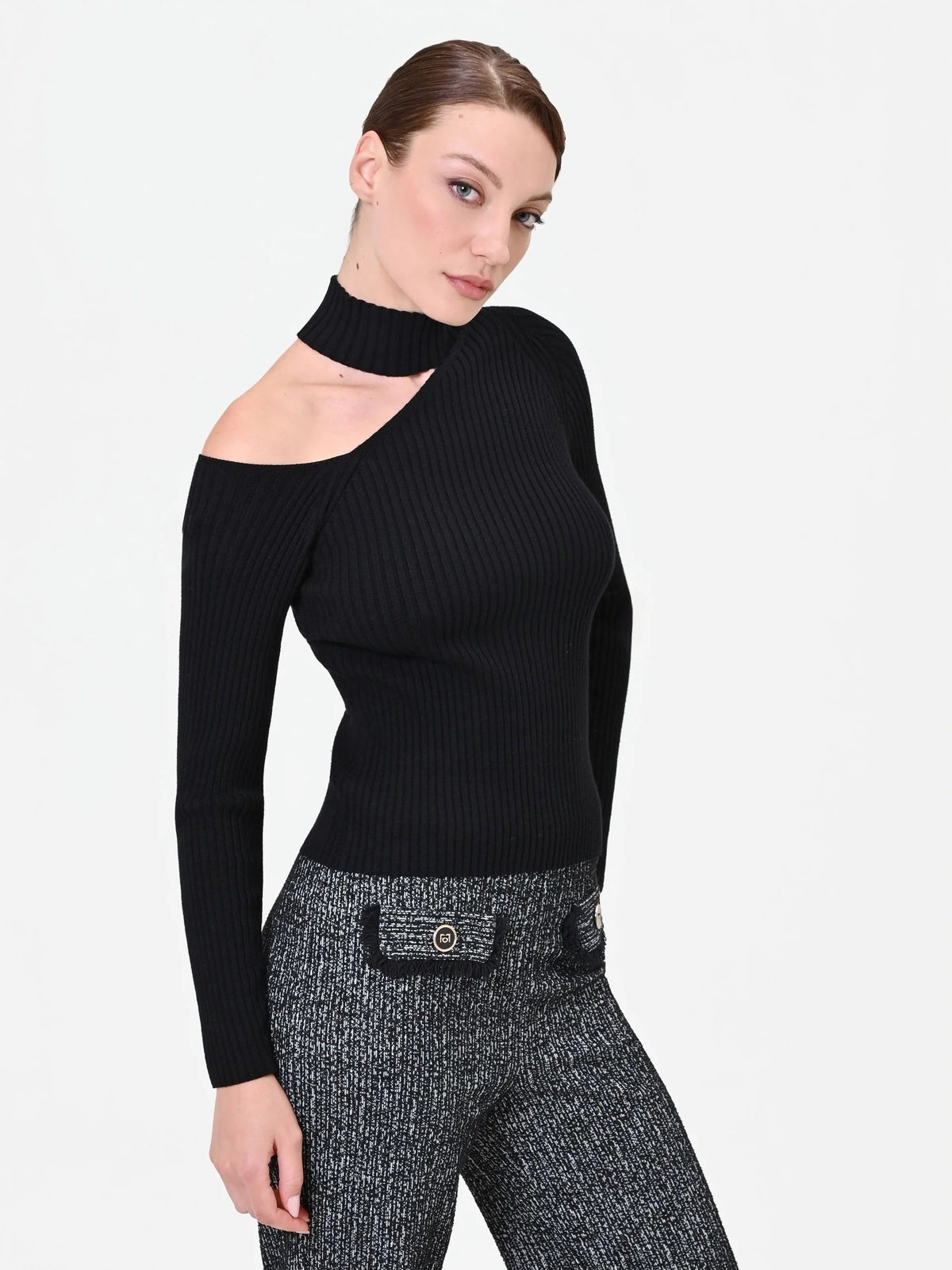 Maglia a Coste Cut-Out Nera Rinascimento
