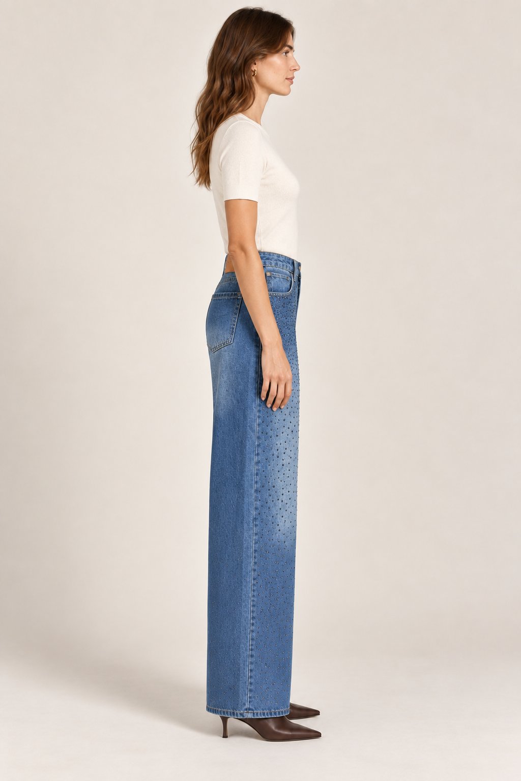 Jeans palazzo con strass azzurro denim