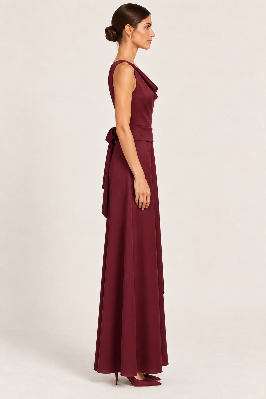 Abito lungo con scollo ad anello bordeaux