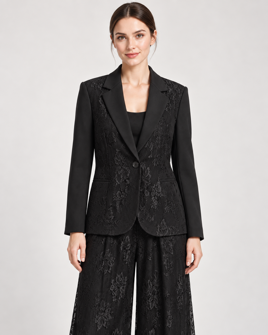 Tailleur Nero in Pizzo Floreale