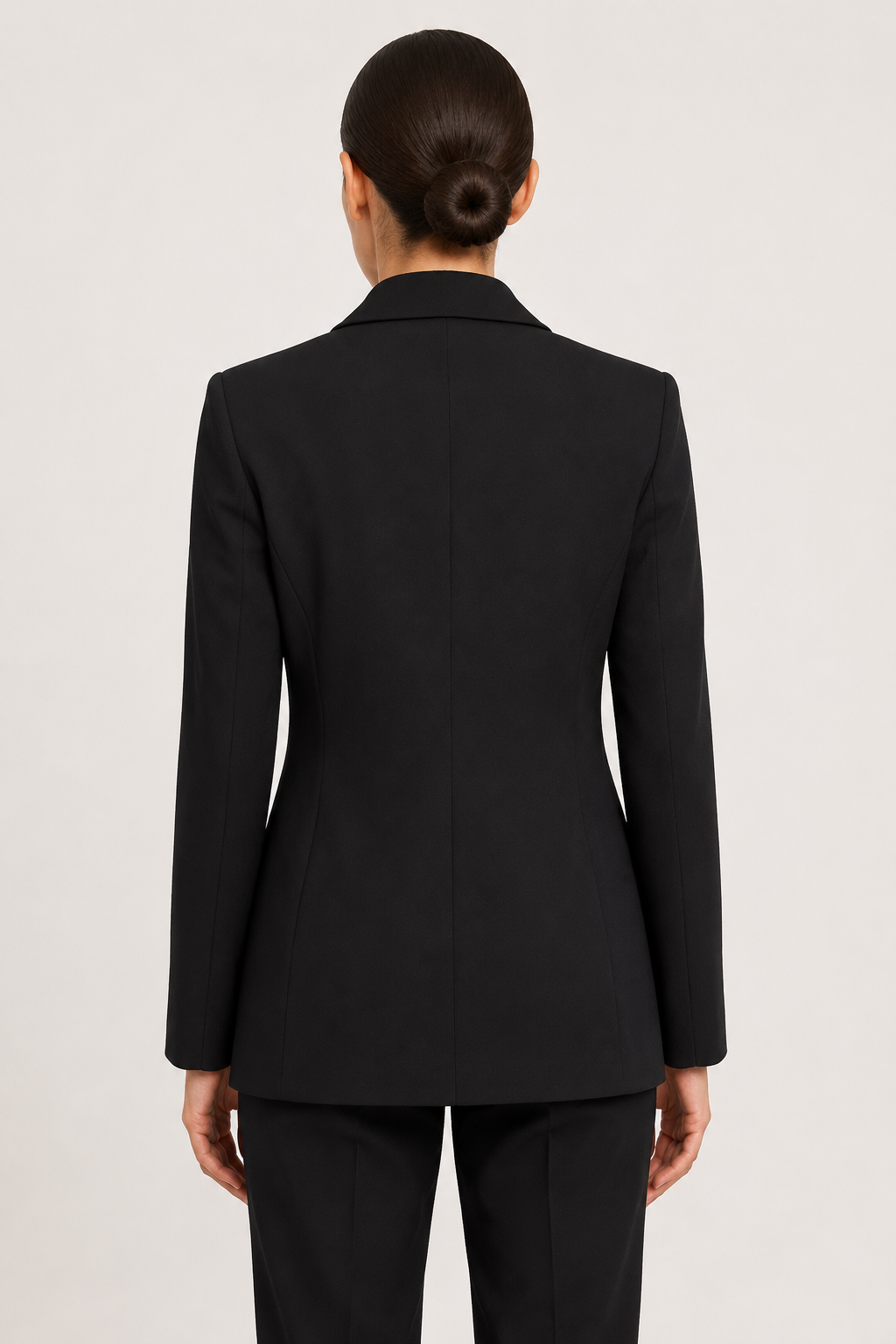 Tailleur Nero in Crêpe Rinascimento
