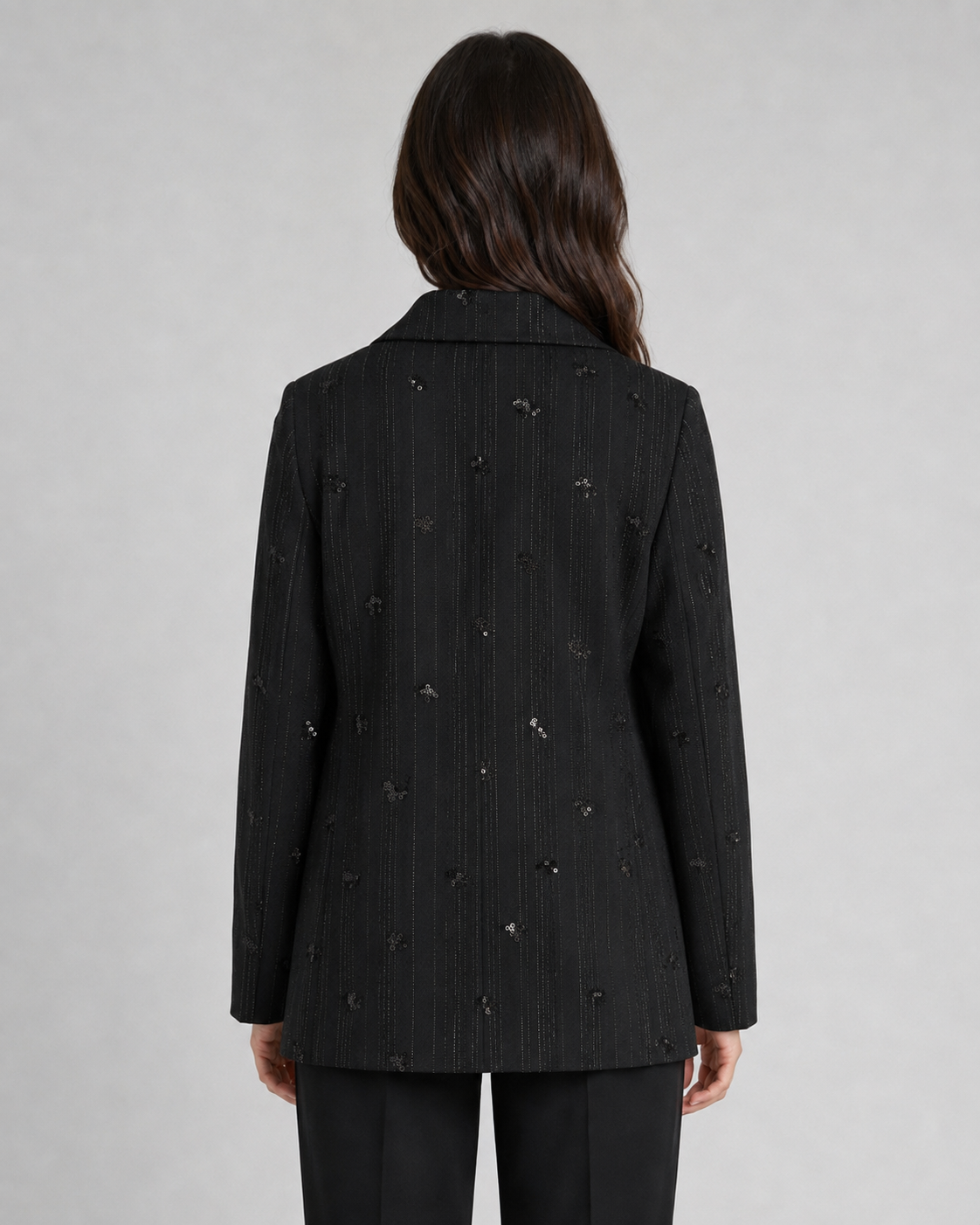 Tailleur Nero Gessato con Paillettes