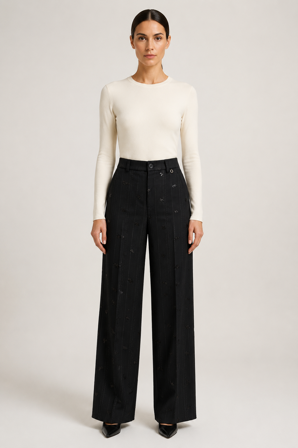 Tailleur Nero Gessato con Paillettes