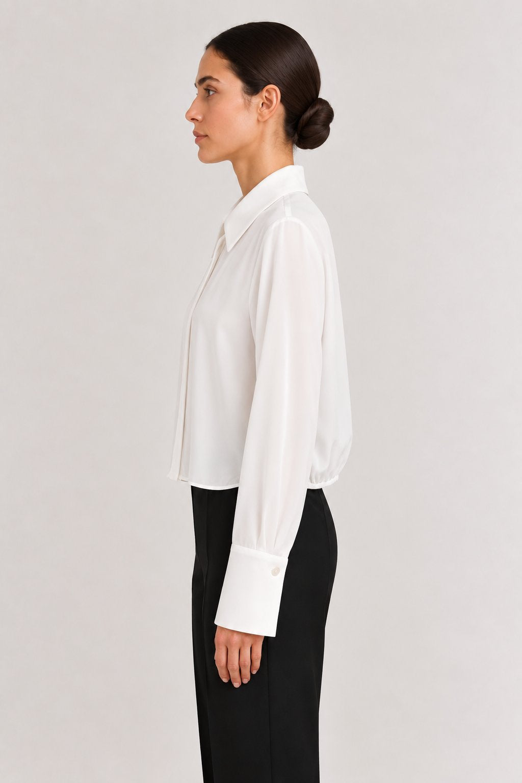 Camicia corta bianca con polsini sartoriali