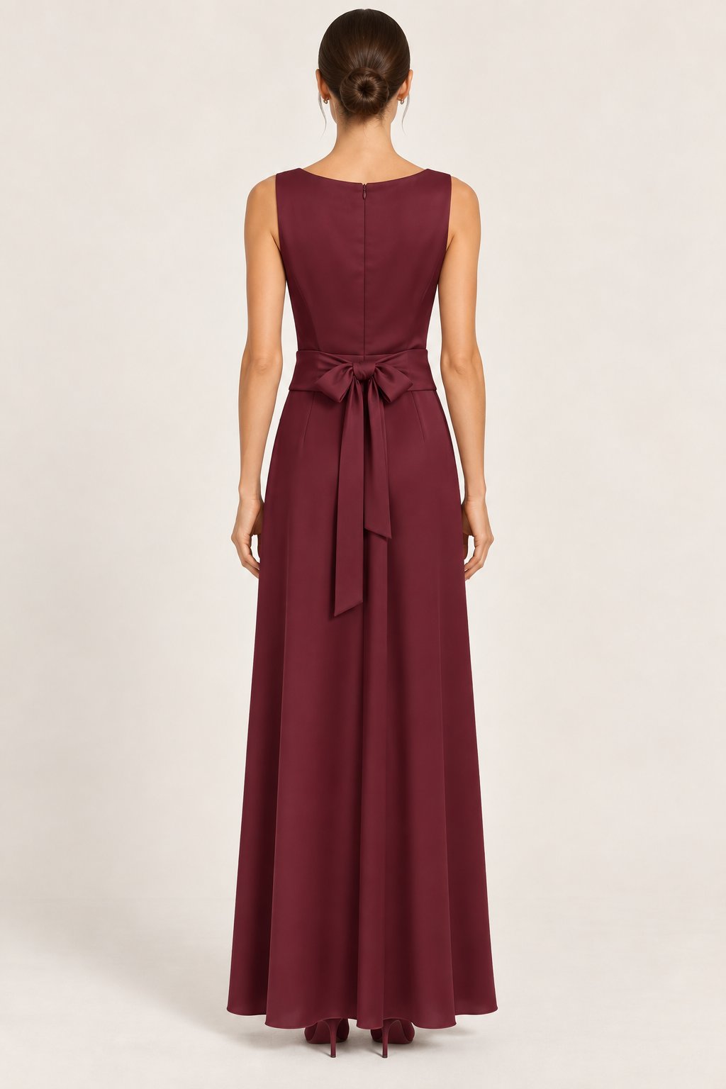 Abito lungo con scollo ad anello bordeaux