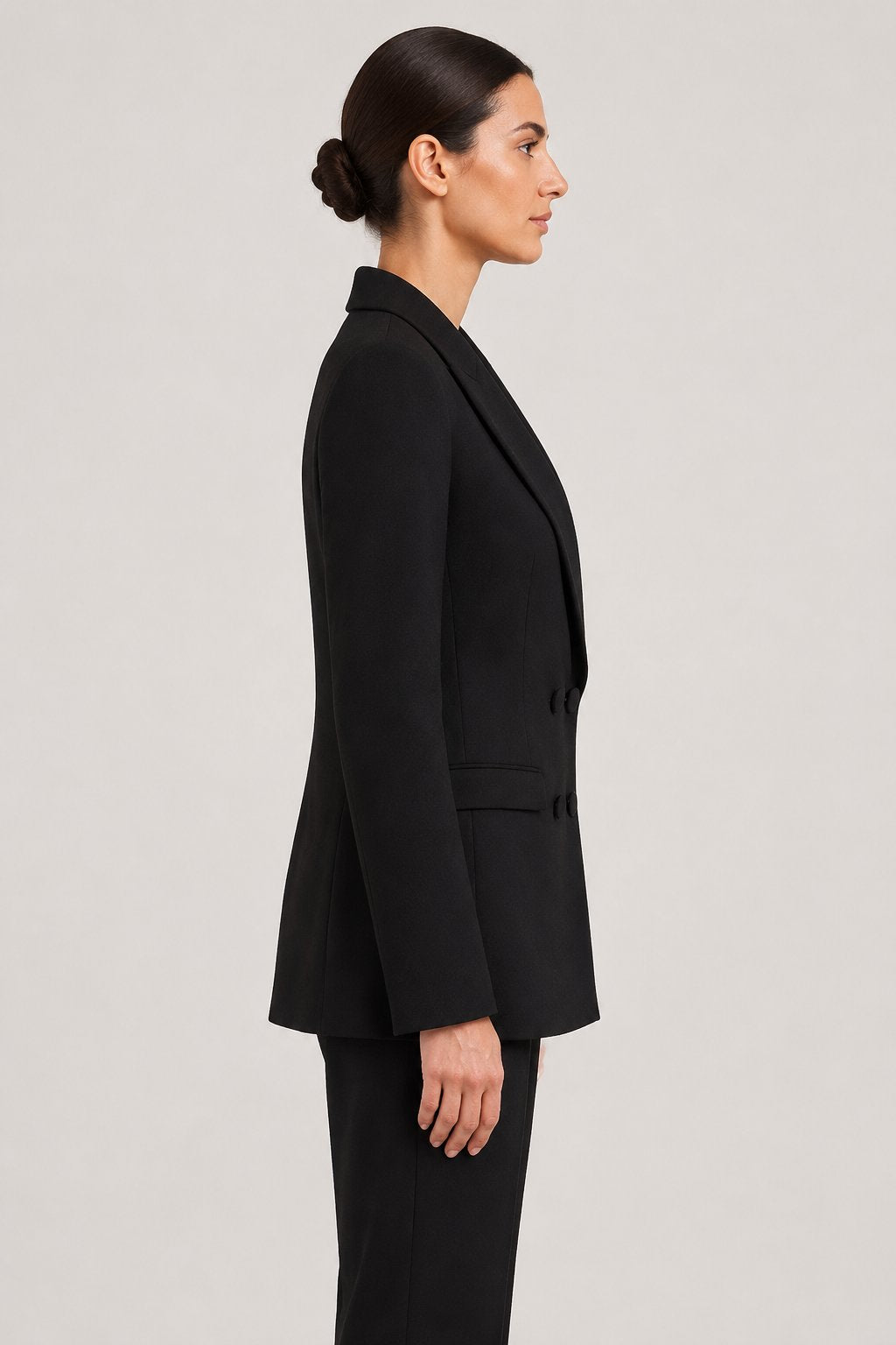 Blazer doppiopetto sfiancato nero in crepe