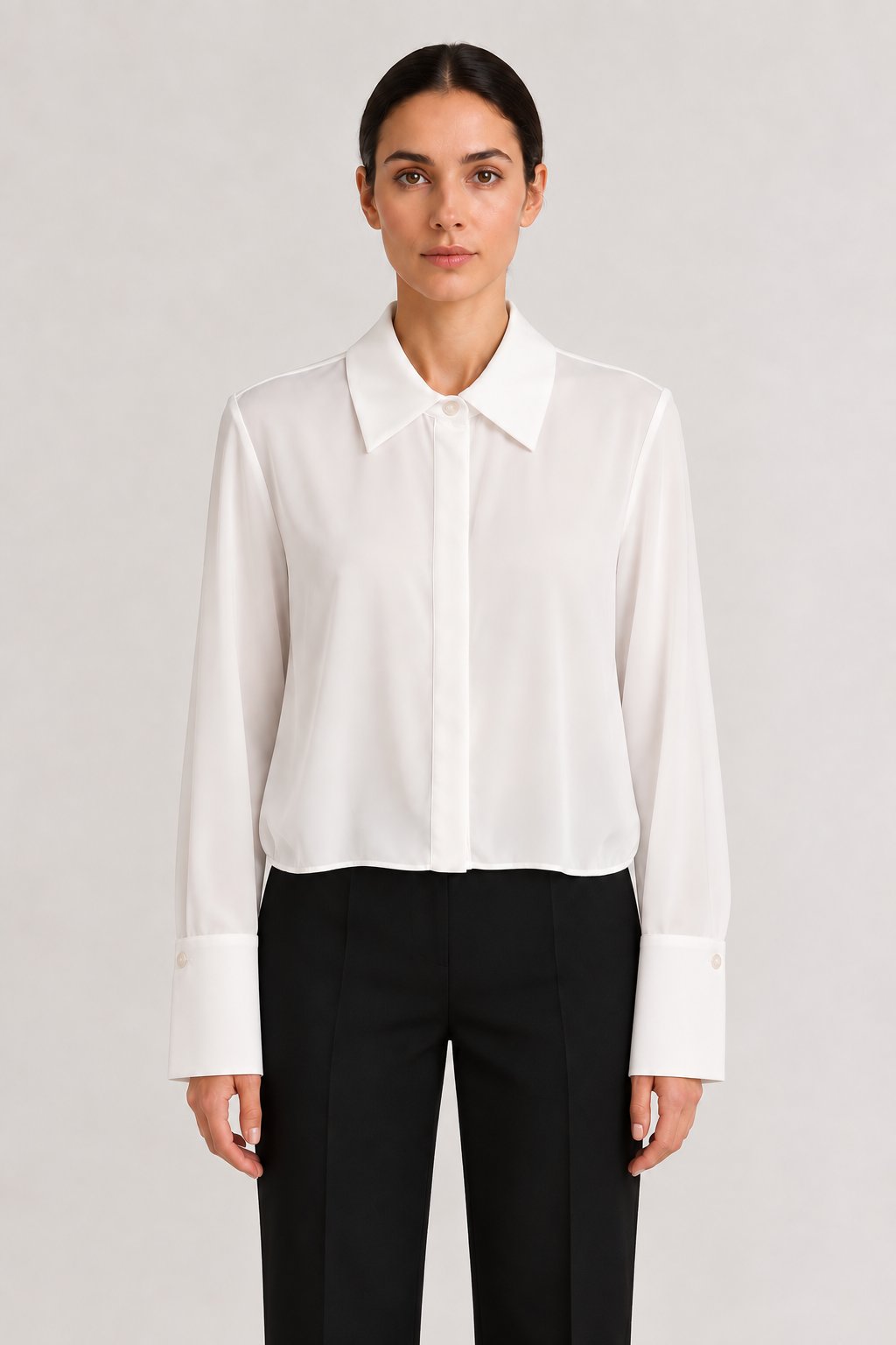 Camicia corta bianca con polsini sartoriali
