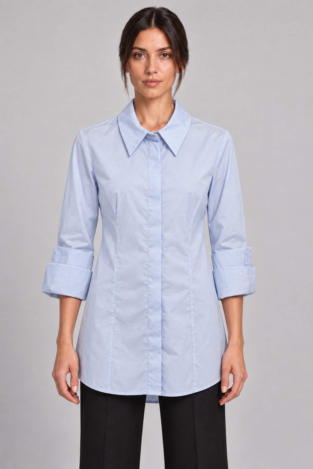 Camicia sagomata azzurro polvere