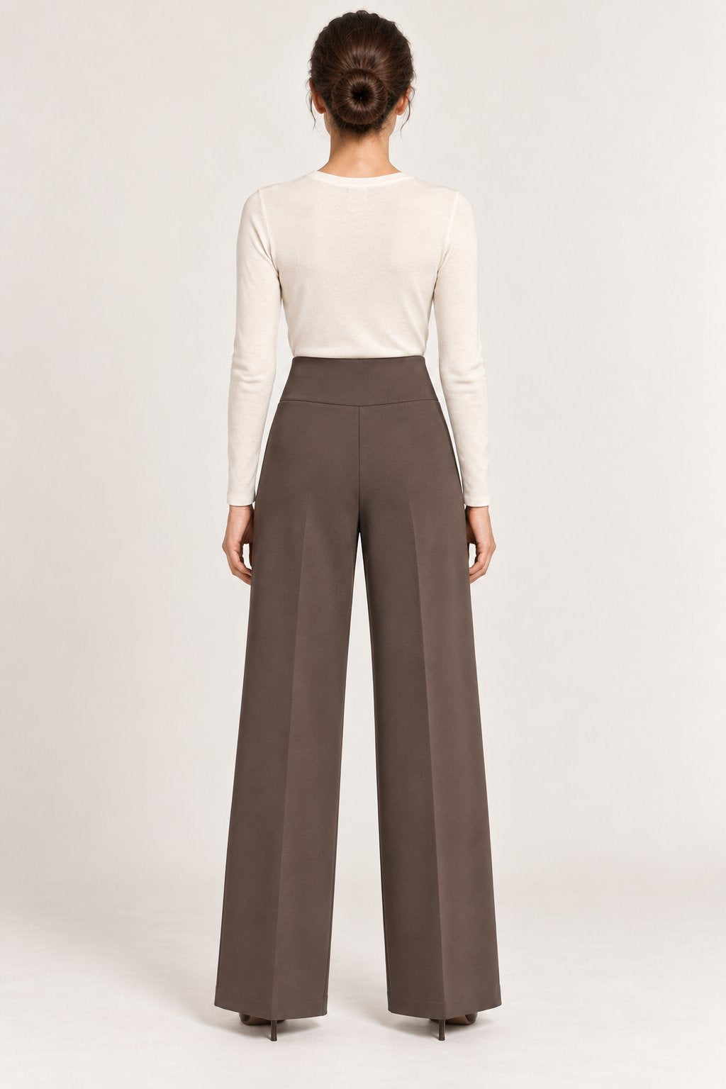 Pantaloni palazzo con fascia alta elasticizzati
