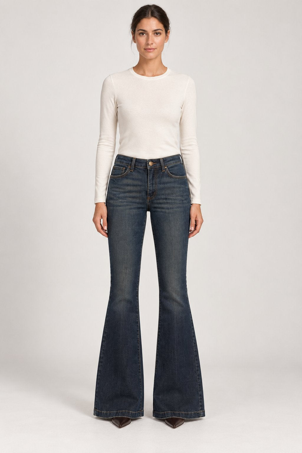 Jeans flare blu scuro zampa
