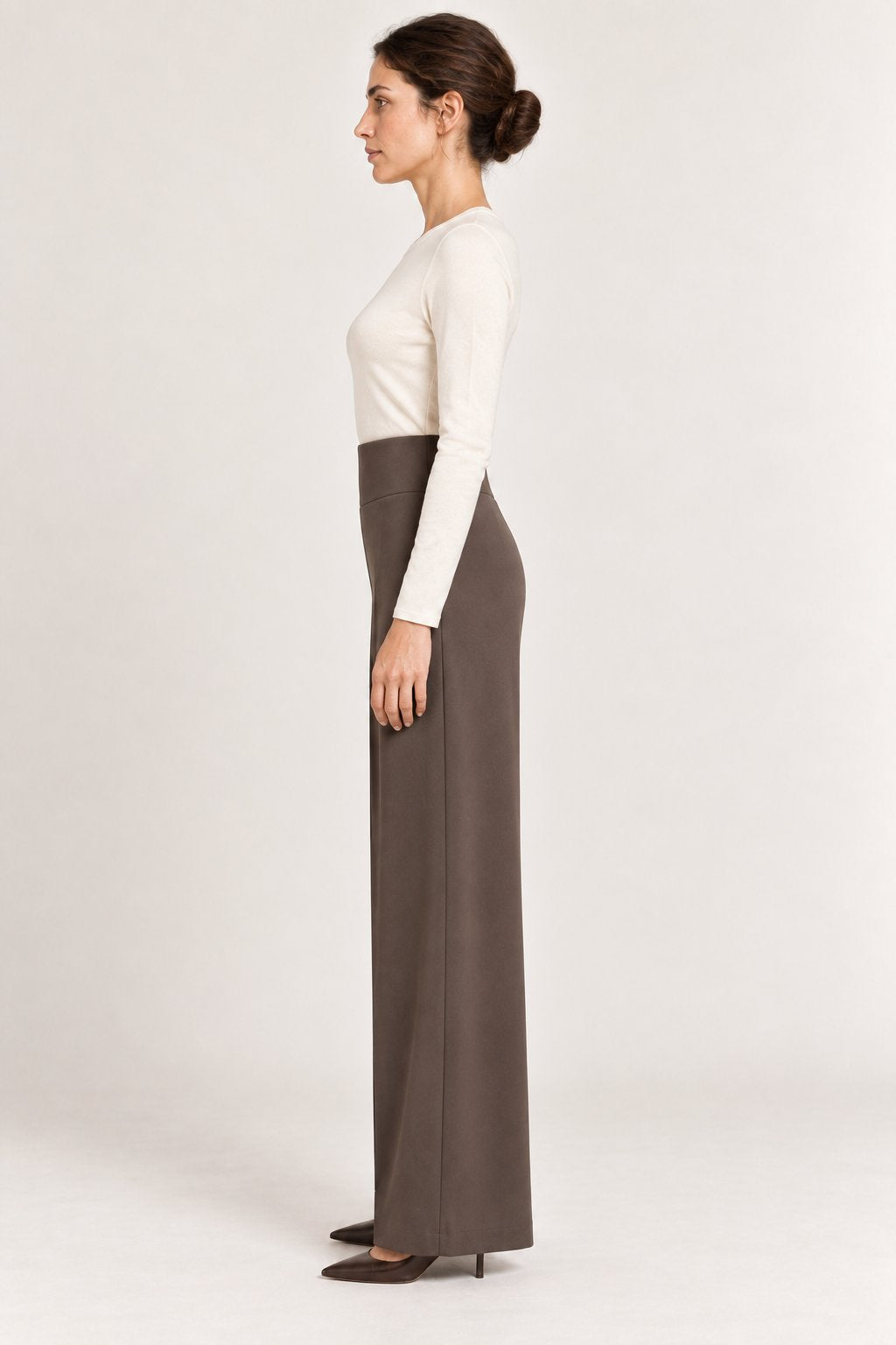 Pantaloni palazzo con fascia alta elasticizzati